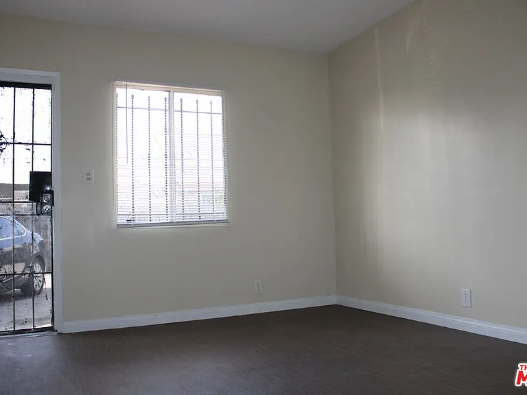 6340 10th Ave #6400-1/2 — Photo 17