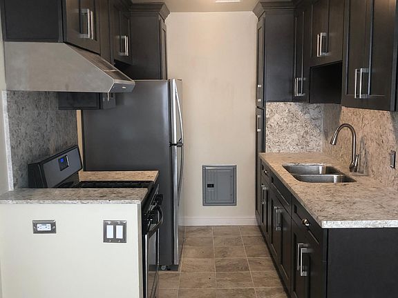 4th image of 921 Lincoln Blvd #5