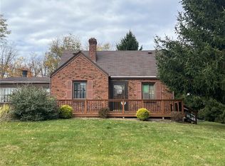 5780 Irishtown Rd, Bethel Park, PA 15102