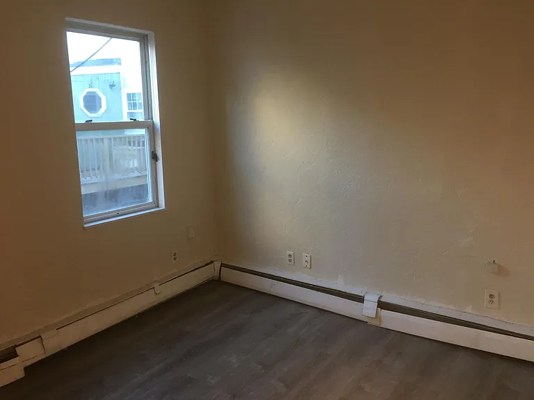 2 Everett Pl #1 — Photo 16