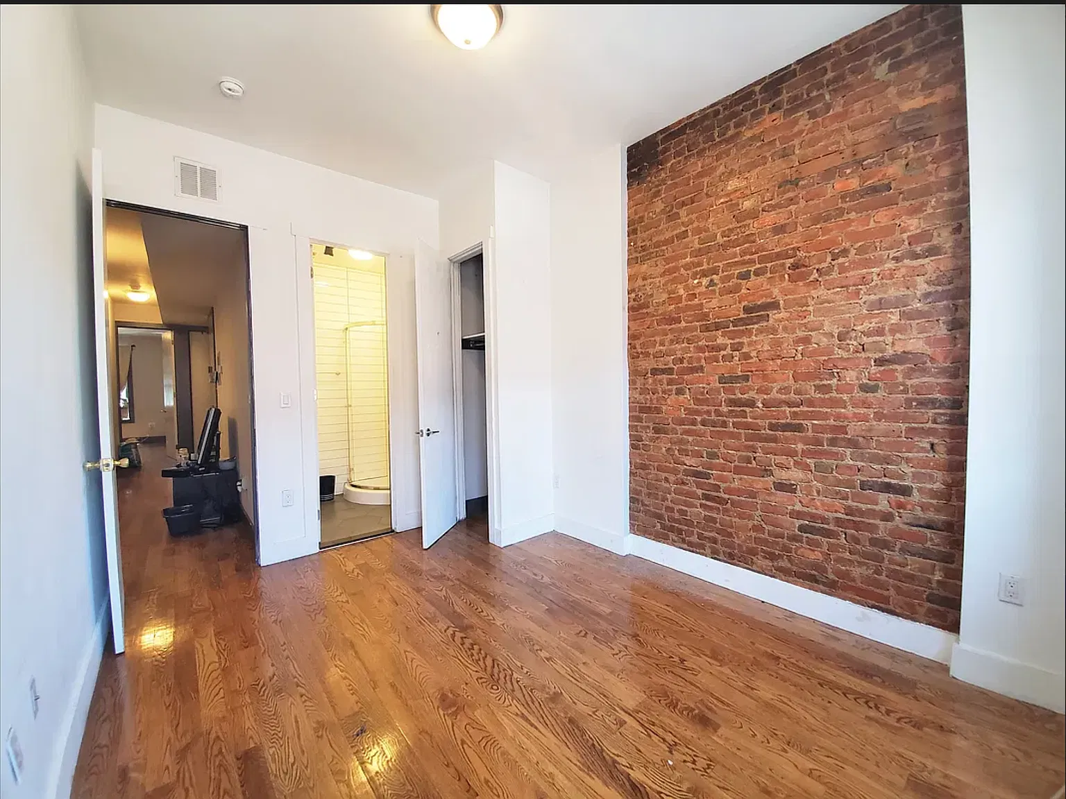 186 Rockaway Avenue — Photo 4