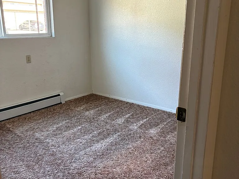 842 E Cedar Ct — Photo 9