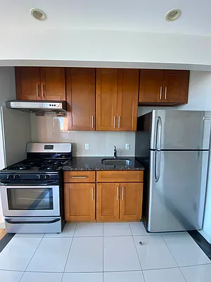 Rented by Houses of New York Realty LLC | media 4