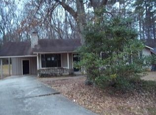 7827 Chase Woods Dr, Jonesboro, GA 30236