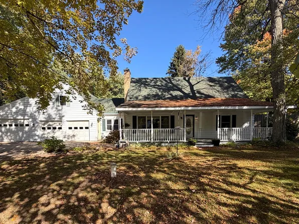 45338 86th Ave, Decatur, MI 49045