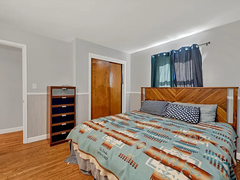 2019 S Fountain Green Rd — Photo 12