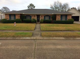 3153 Fellswood Ln, Port Neches, TX 77651