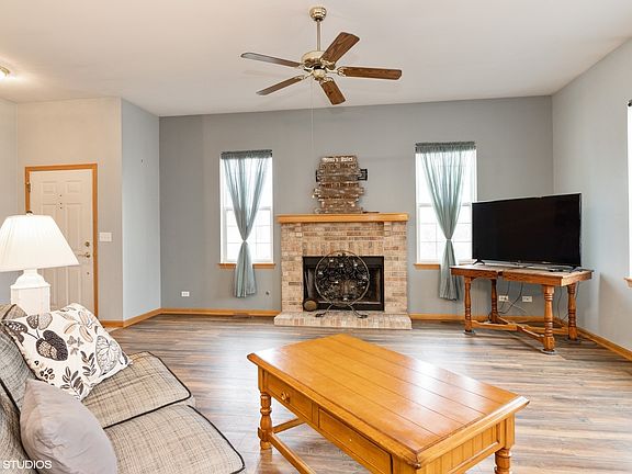 5th image of 13124 W Sheffield Ln