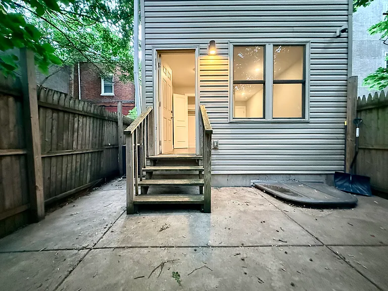522 N Preston St #A1 — Photo 21