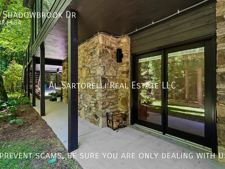 9 Shadowbrook Dr — Photo 8