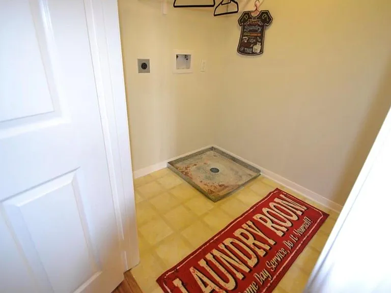 2710 Grants Lake Blvd #J10 — Photo 36