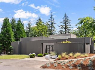 2725 SW Sherwood Dr, Portland, OR 97201