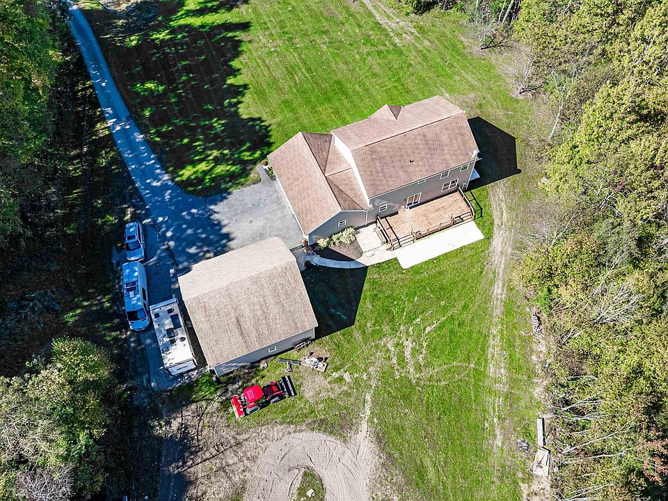41st image of 195 Furfin Rd