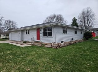 2401 S Schaefer St, Appleton, WI 54915