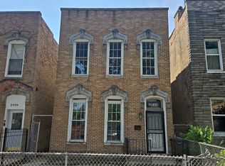 2911 W Walnut St, Chicago, IL 60612