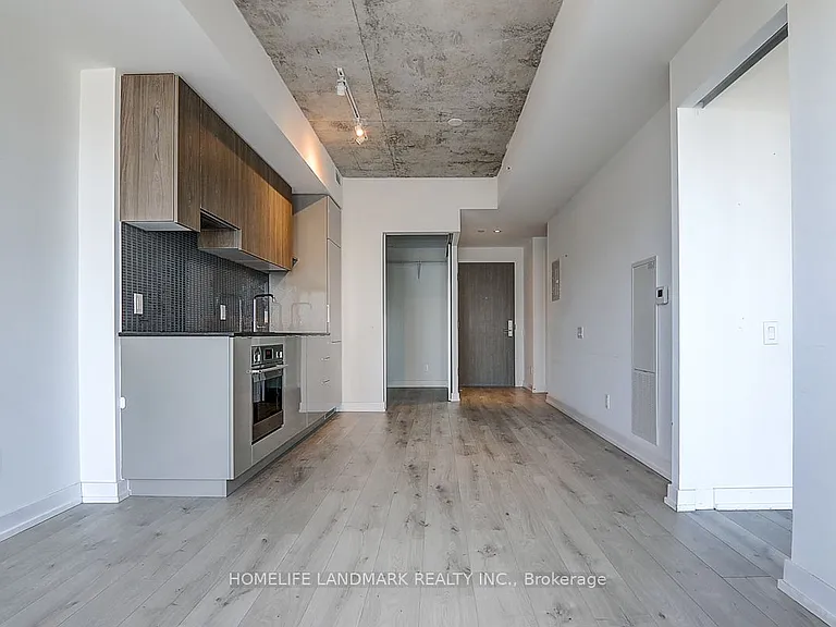 161 Roehampton Ave #2811 — Photo 7
