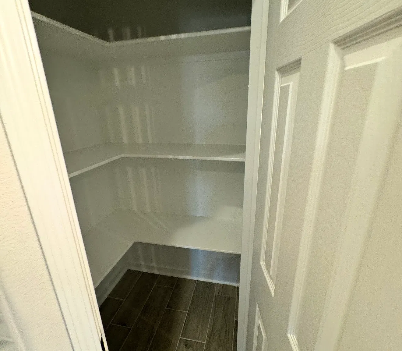 6905 Eastland St — Photo 3