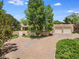 121 E Alicante Rd, Santa Fe, NM 87505