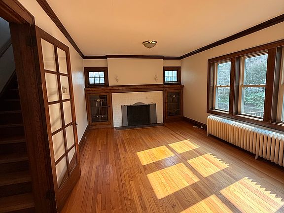 3rd image of 1825 Regent St #2