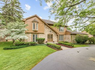 4418 Tanbark St, Bloomfield Hills, MI