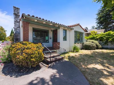1103 Mission St, Santa Cruz, CA, 95060