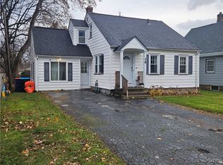 28 Heberle Rd, Rochester, NY 14609