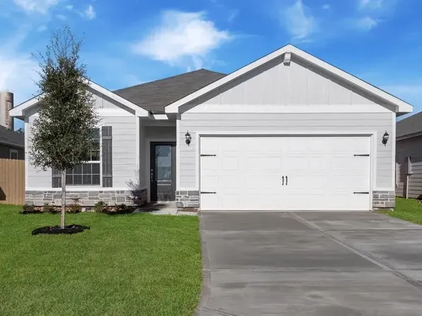 15526 Caramel Springs Dr, Conroe, TX 77303