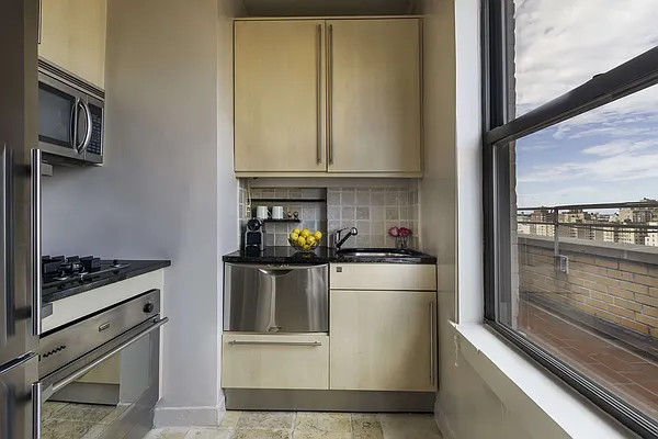 Sold by Brown Harris Stevens | media 16