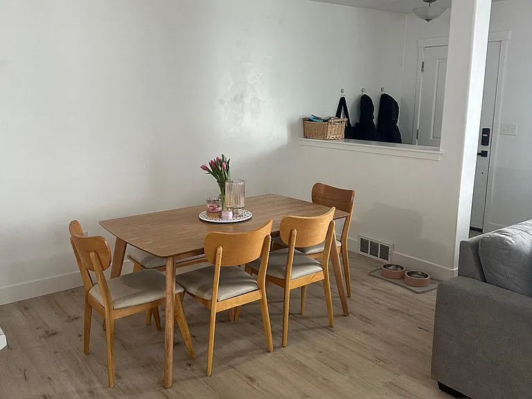 82 E Legacy Pkwy S — Photo 4