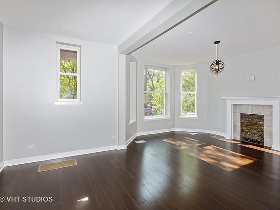 3rd image of 4952 S Vincennes Ave #1
