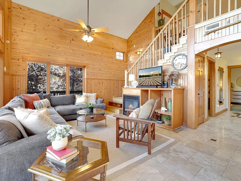 10019 Kindred Hollow Rd #ID1221865P — Photo 2