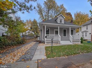 3002 Bunker Hill Rd, Mount Rainier, MD 20712