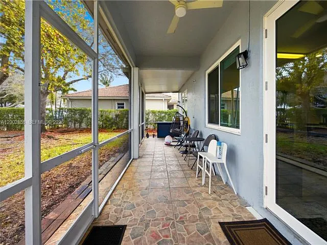 2615 SE 5th Ct — Photo 11