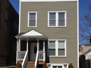 5020 W Cullom Ave, Chicago, IL 60641