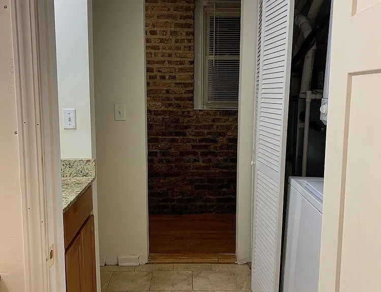2513 N Southport Ave #GF — Photo 6