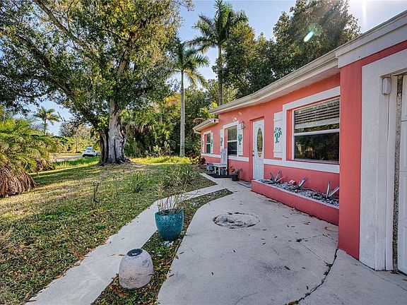 5th image of 1027 Coral Ridge Dr