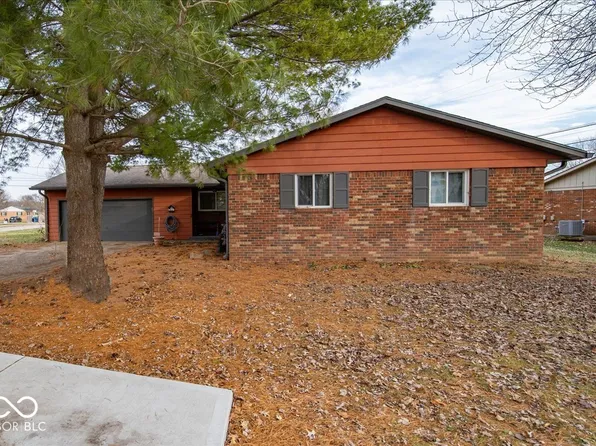 21 S Dawn Dr, Franklin, IN 46131