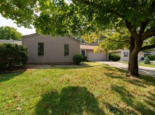 1311 Clover Ln, Normal, IL 61761