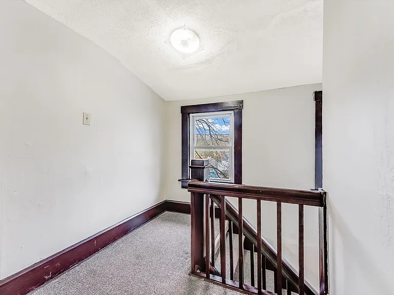 759 Battelle Ave — Photo 8