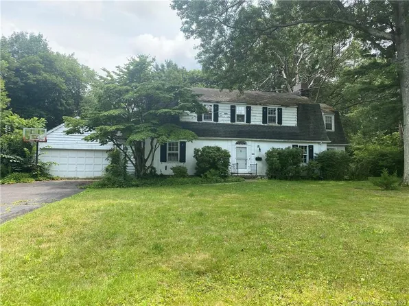 300 Old Mill Road, Middletown, CT 06457