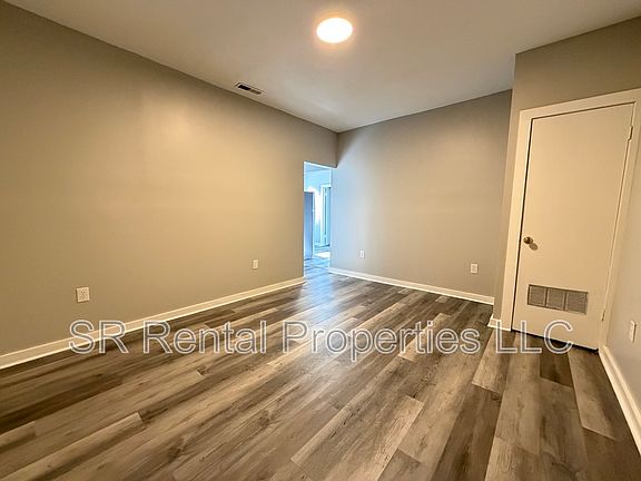 2nd image of 243 S Main St APT 8