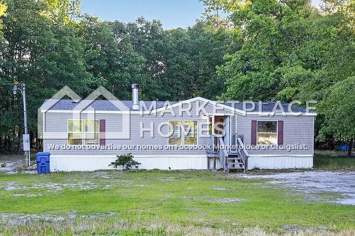3 bed, 2.0 bath, 1100 sqft, $1,025 — Photo 1