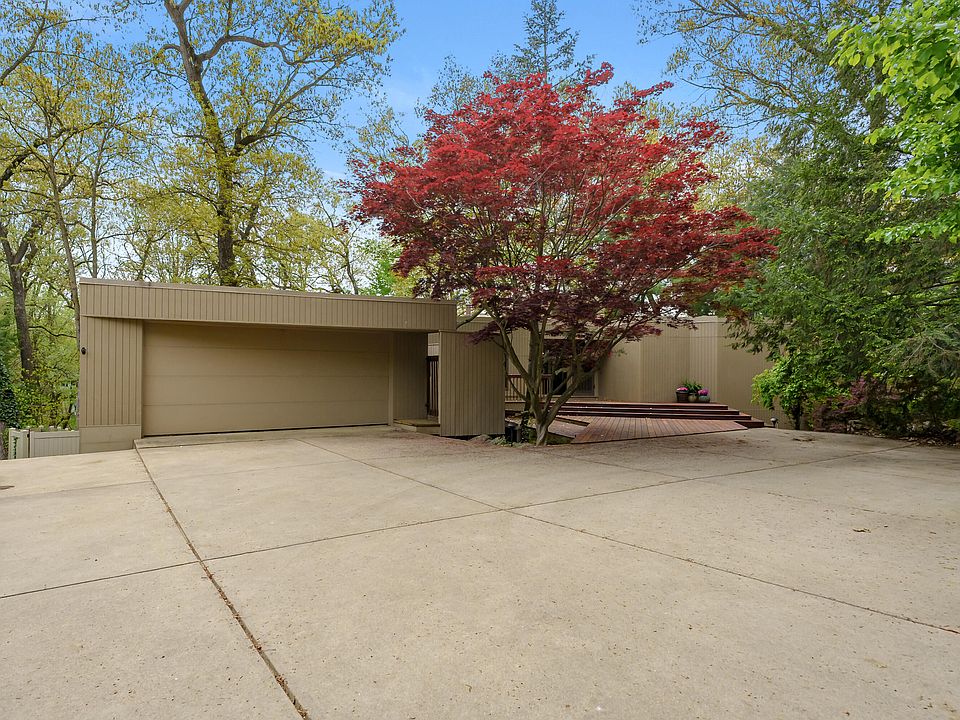 1st image of 5201 Colony Woods Dr