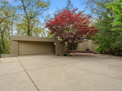 5201 Colony Woods Dr, Kalamazoo, MI, 49009