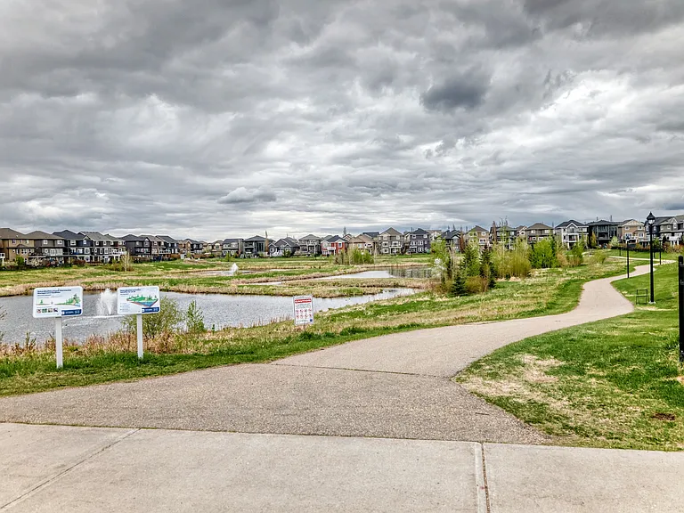 3015 Winspear Cmn SW — Photo 69
