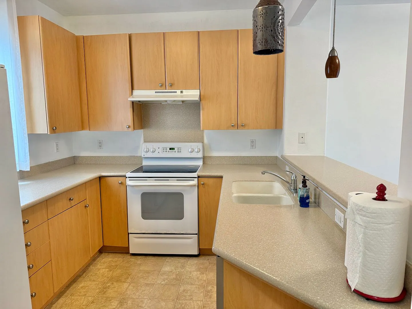 Iliahi at Kehalani - Upscale 3- Bedroom Pet Friendly Rental! — Photo 3