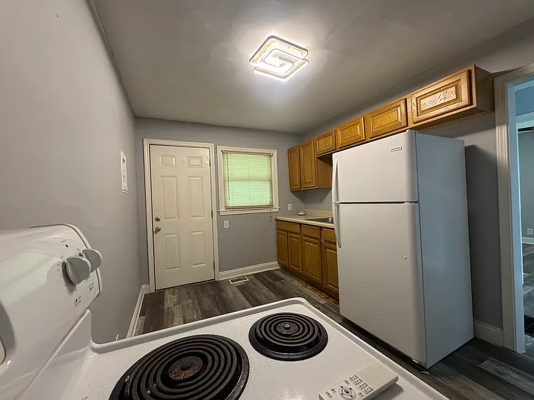 3110 Capitol Dr #A — Photo 7