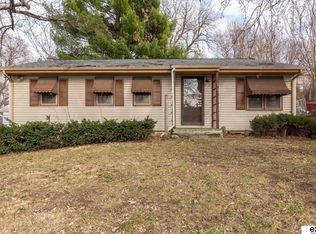 4915 N 62nd St, Omaha, NE 68104