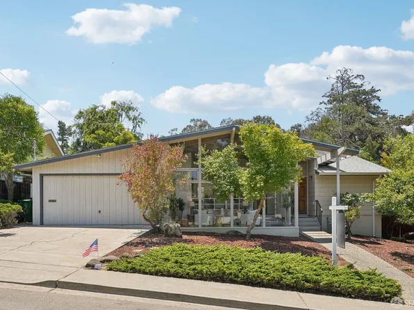 3169 Saddle Dr, Hayward, CA 94541