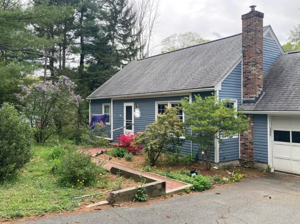 677 Station Rd, Amherst, MA 01002